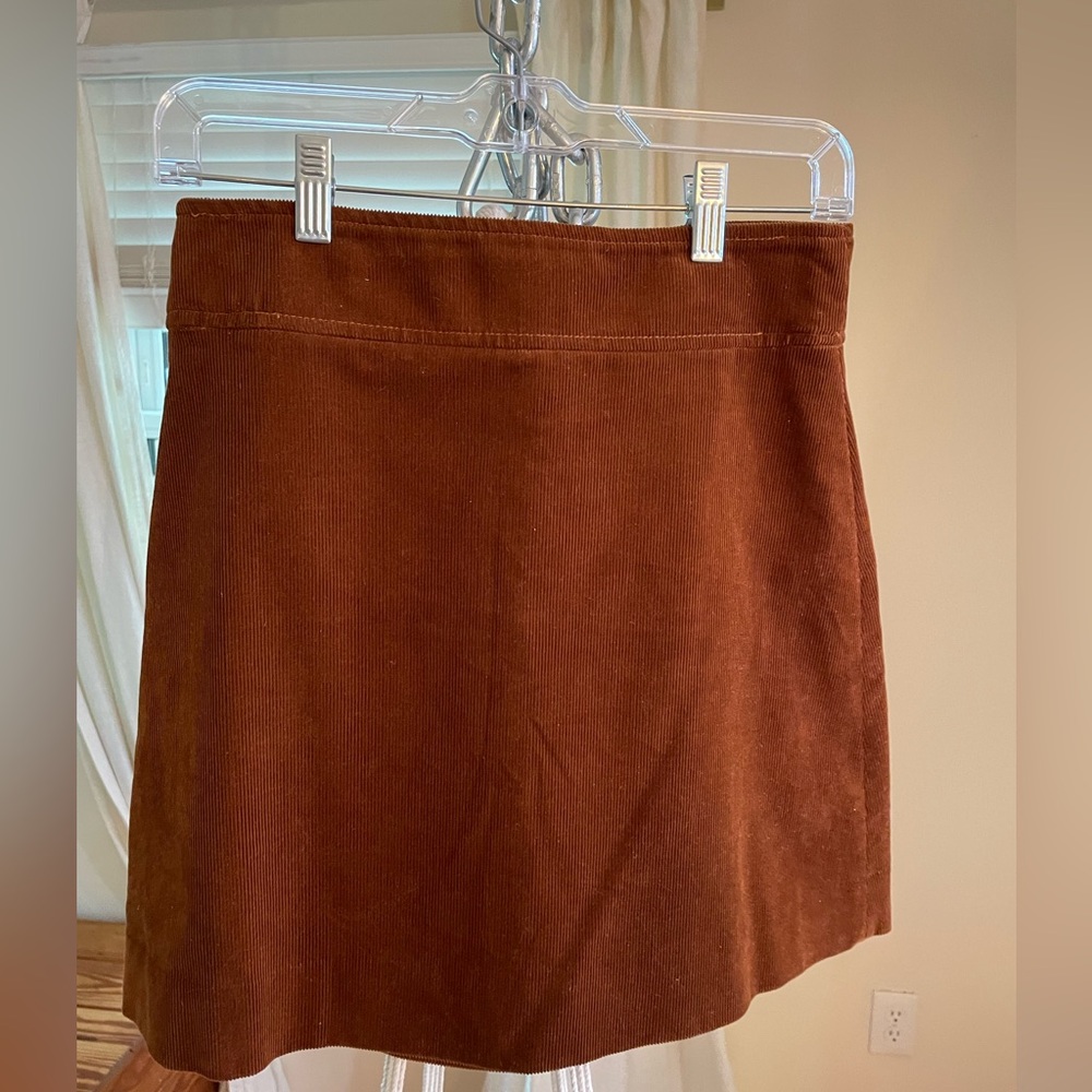 J crew brown corduroy skirt with gold button women’s 6